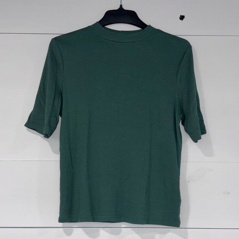 A New Day Mock Neck Ribbed Fitted Top Short Sleeves XL